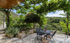 Kerkis Traditional Guesthouse